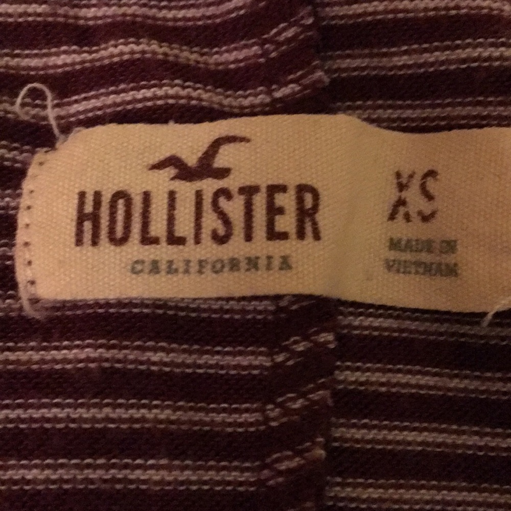 Hollister Long sleeve maroon n white shirt - Picture 3 of 3